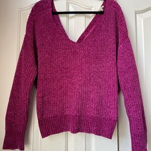 Open Back V-Neck Sweater in Fuchsia